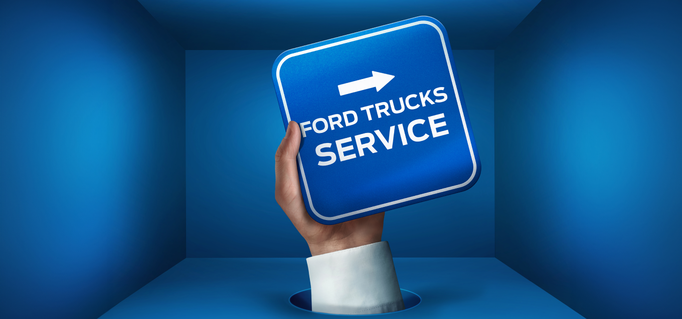 The color of advantage in paint and bodywork: Ford Trucks authorized service.