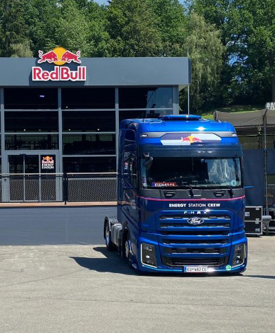 FORD TRUCKS AUSTRIA DELIVERS 23 NEW F-MAX TRUCKS TO THE RED BULL ENERGY STATION DEPARTMENT